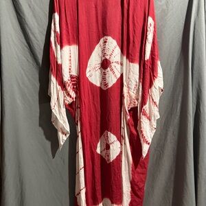 Lovestitch Red and White Tie-Dye Kimono